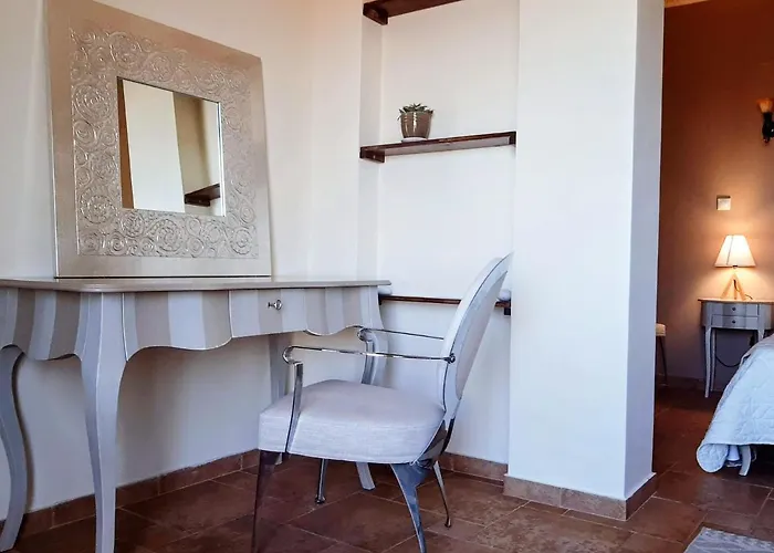 Areos Polis Boutique Areopoli