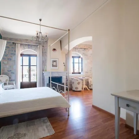 埃里奥珀里斯精品酒店 酒店 阿里奥波利斯