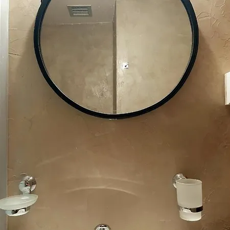 埃里奥珀里斯精品酒店 酒店 3*