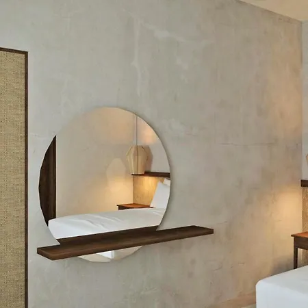 埃里奥珀里斯精品酒店 酒店 阿里奥波利斯