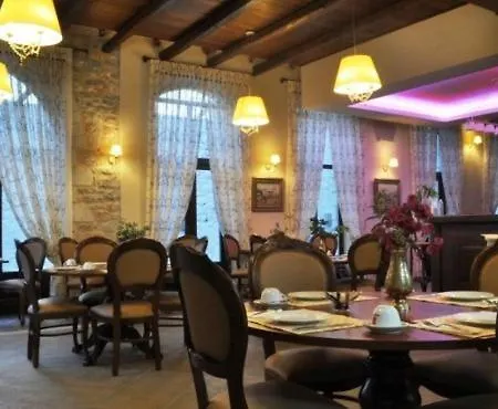 埃里奥珀里斯精品酒店 酒店 阿里奥波利斯