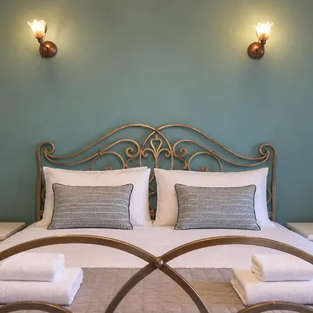 Areos Polis Boutique 3*