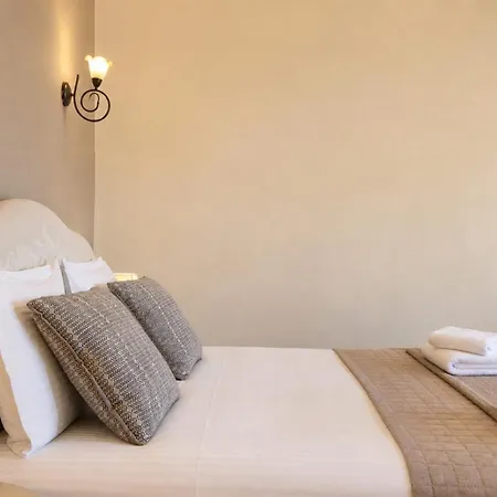 Areos Polis Boutique 3*