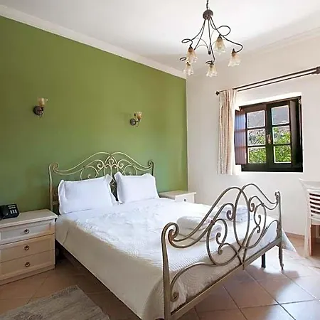 Areos Polis Boutique Hotel
