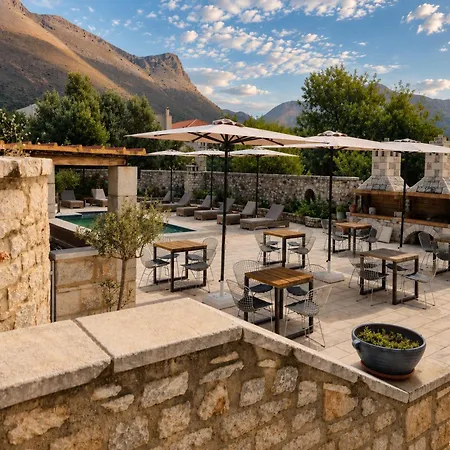 Areos Polis Boutique 3*
