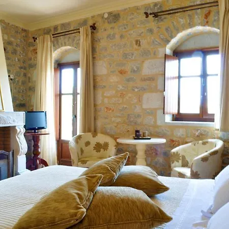 酒店 埃里奥珀里斯精品酒店 3*