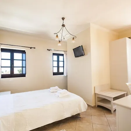 埃里奥珀里斯精品酒店 酒店