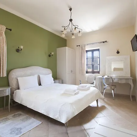 埃里奥珀里斯精品酒店 阿里奥波利斯