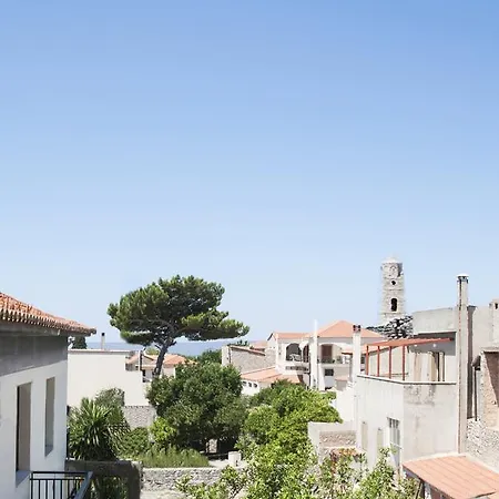 埃里奥珀里斯精品酒店 阿里奥波利斯