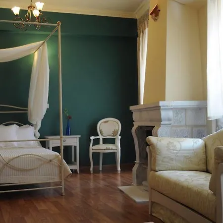 酒店 埃里奥珀里斯精品酒店 3*