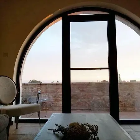 酒店 埃里奥珀里斯精品酒店 3*