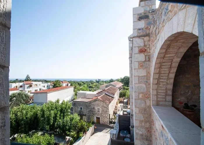 Areos Polis Boutique Areopoli